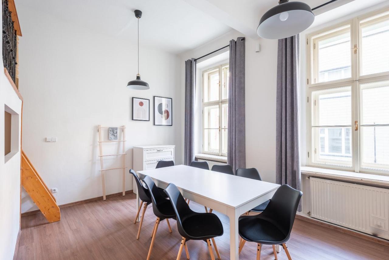 Budget Reznicka Apartment Prague Luaran gambar