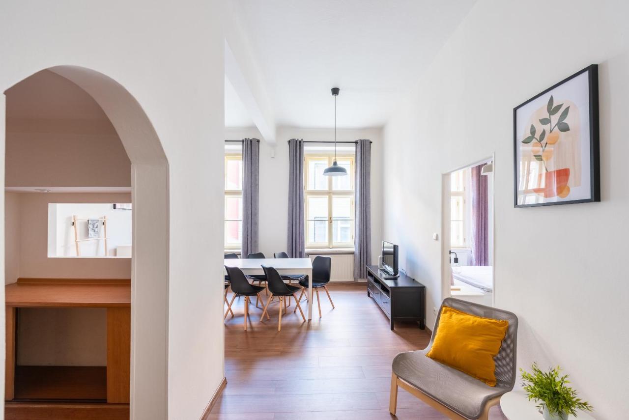 Budget Reznicka Apartment Prague Luaran gambar