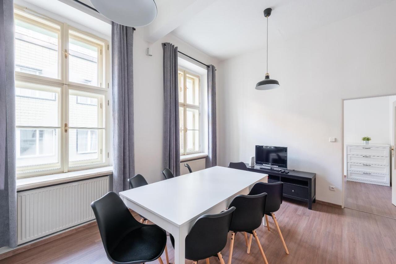 Budget Reznicka Apartment Prague Luaran gambar